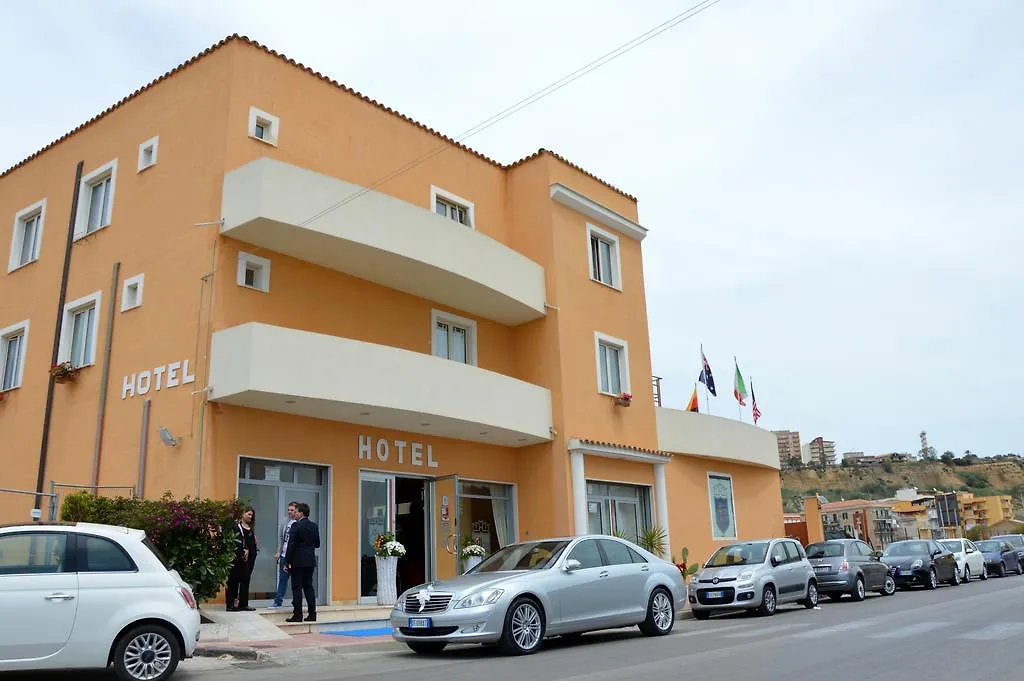 Hotel Carlo V-1
